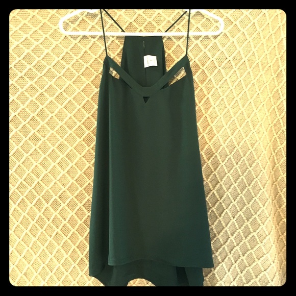 Express Tops - NWT✨💚EXPRESS TANK HUNTER GREEN💚✨